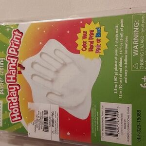Nwt TWO Holiday Hand Print plaster casting Star 🌟